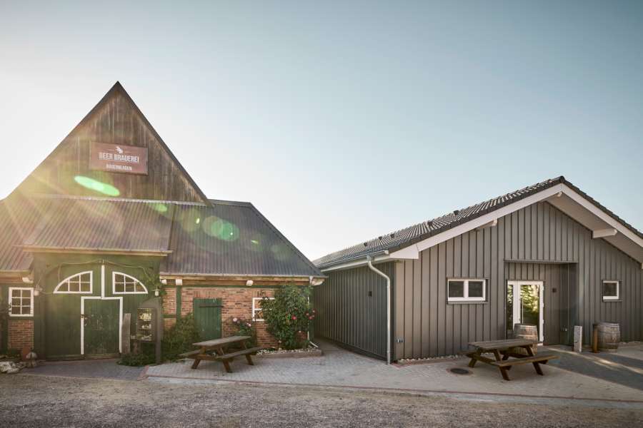 Cheers to new brews and steel profiles!, Hauptstraße 4, 24637 Schillsdorf, Germany